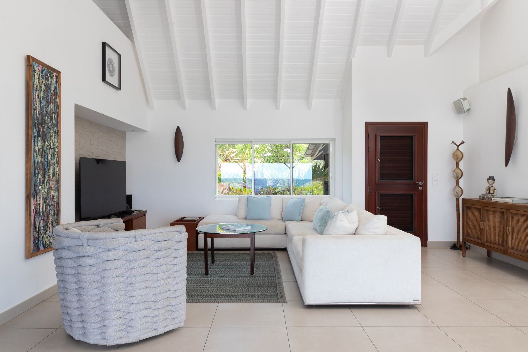 Blue Beach Villa villa photo.